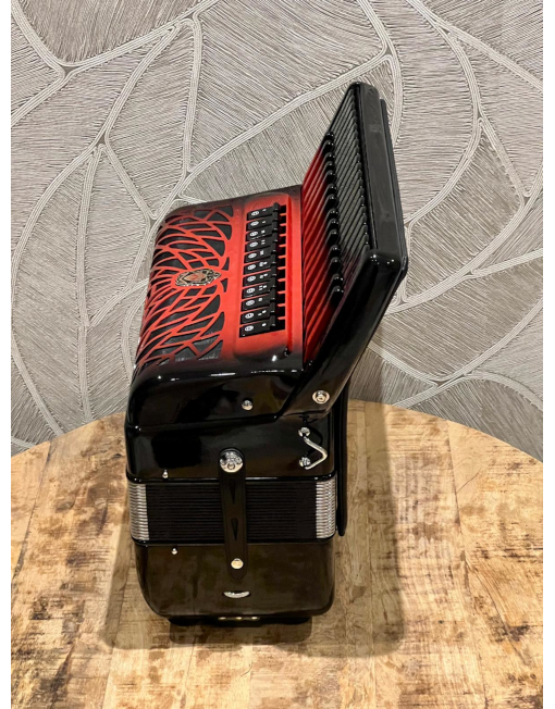 Scandalli Air Junior Musette B&R - 4 Scandalli Air Junior Musette Red and Black - LMMM